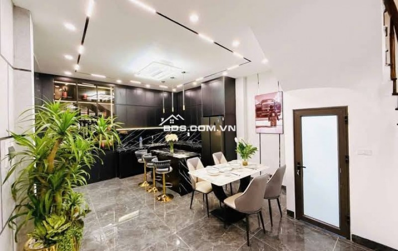 Nhà Đẹp Gần Đường Ô Tô Đại La, Hai Bà Trưng 54m, 4 tầng, mt 4.3m, giá 11.5 tỷ