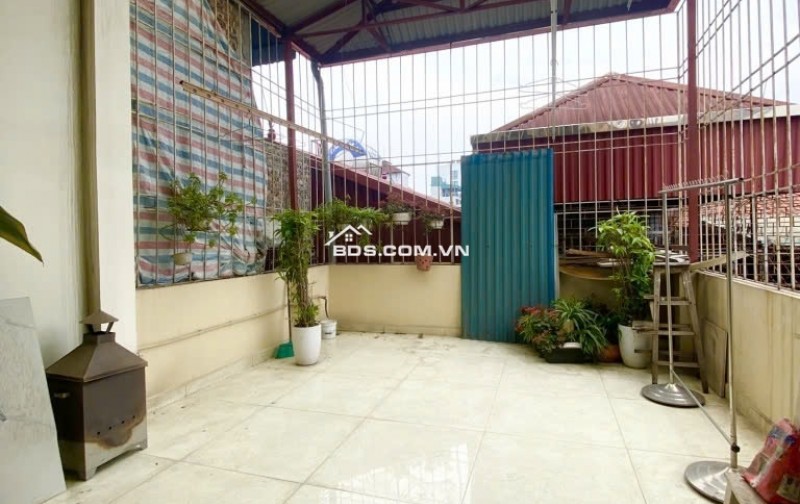 Bán Nhà Nguyễn Viết Xuân, Thanh Xuân - Gần Phố - Full Nội Thất - Gần Phố - 42m, 5 Tầng. Chỉ 9.6 Tỷ.