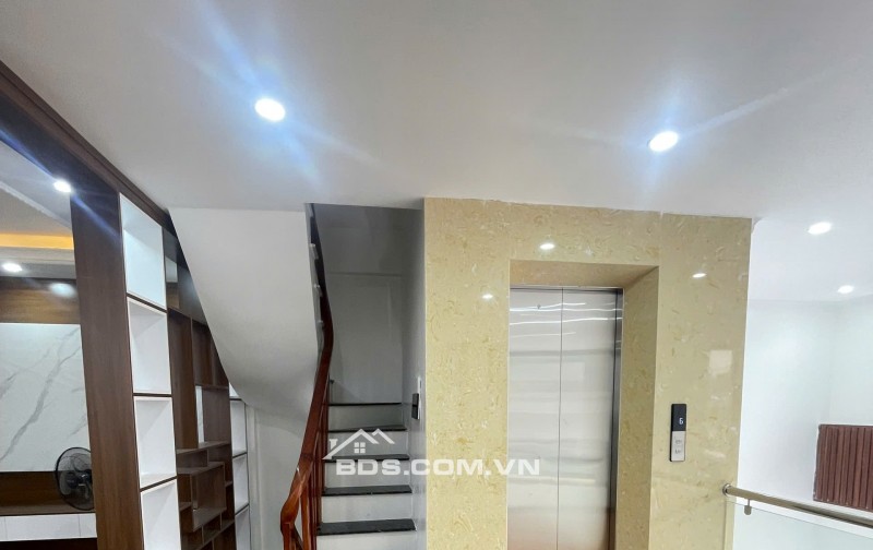 Bán nhà gần TT Văn điển,Thanh Trì, lô góc 65m2*6 tầng ga ra ô tô,thang máy,11 tỉ.