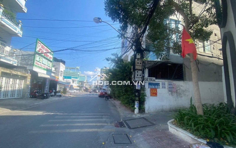 BÁN LÔ ĐẤT HẺM XE MÁY ĐƯỜNG ĐỒNG NAI, NHA TRANG.