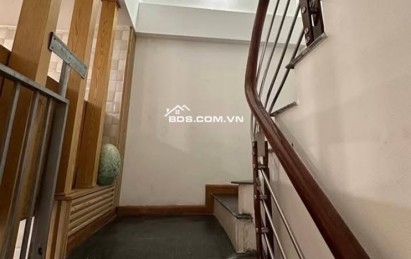 Bán nhà 5 tầng Ngọc Thụy, Ngõ ô tô, 5m ô tô tránh, Ko đối nhà, Ko QH, 5 tỷ 96