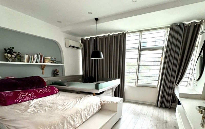 Chính chủ bán nhà KĐT Văn Quán Full  nội thất