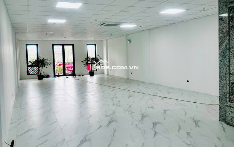 Nhà Đẹp Mặt Phố Kinh Doanh Đại Cồ Việt , Hai Bà Trưng 195m, 9 tầng, mt 6.8m, giá 155 tỷ