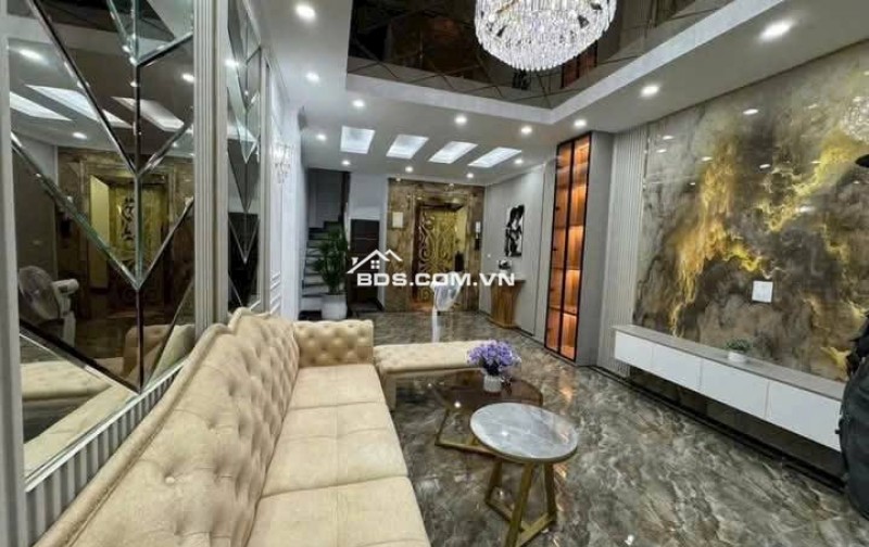 Nhà Đẹp, Thang Máy Võ Thị Sáu, Hai Bà Trưng 40m, 7 tầng, mt 4m, giá 17.8 tỷ