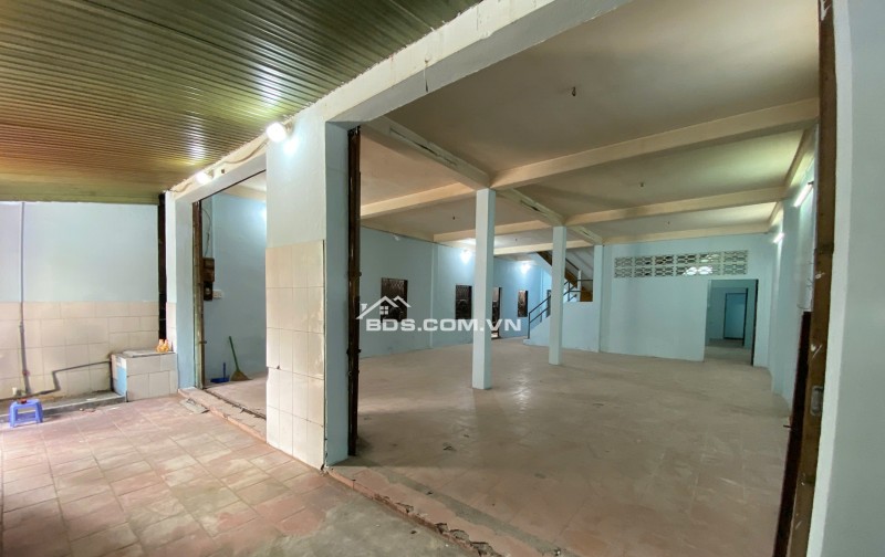 Cho thuê nhà mặt tiền Nguyễn Sơn, Tân Phú – vị trí đắc địa, phù hợp kinh doanh – 230m², 2 tầng – 60 triệu/tháng
