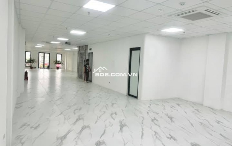Nhà Đẹp Mặt Phố Kinh Doanh Đại Cồ Việt , Hai Bà Trưng 195m, 9 tầng, mt 6.8m, giá 155 tỷ