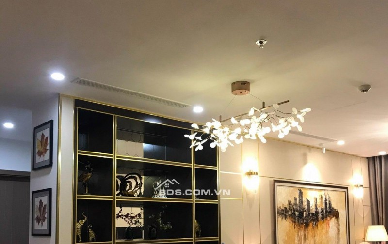 Bán căn hộ Vinhomes Skylake dt 148.8m2, 3N-4N, 2VS full sẵn nội thất xịn sò, hiện đại 19,3 tỷ -> 19,5 tỷ. LH xem mua nhà 0344529391