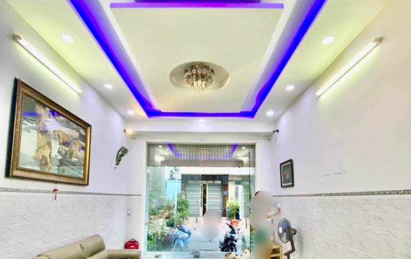 Bán nhà mặt phố quận bình tân - 4 tầng BTCT - Khu nhà cao tầng 8,3 tỷ