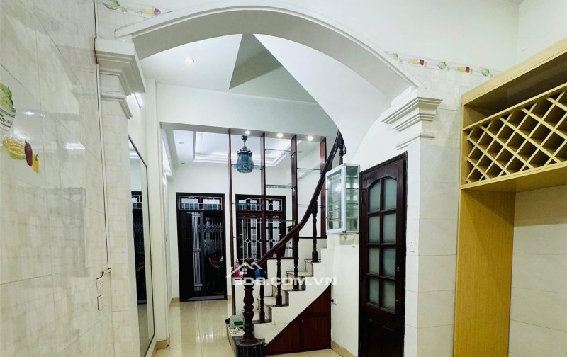 CHÍNH CHỦ CẦN BÁN NHÀ PHỐ NHÂN HÒA 42m2 4 tầng GIÁ 9X TỶ– THANH XUÂN – VỊ TRÍ ĐẮC ĐỊA, GẦN HAPULICO – SỔ ĐỎ RIÊNG