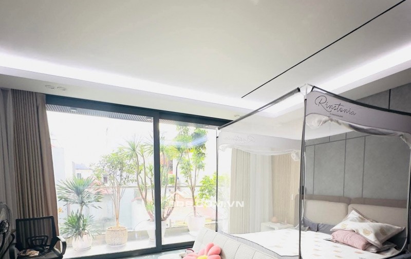 Nhà Đẹp Ô Tô Vào Nhà, Phố Yên Lạc, Hai Bà Trưng 79/82m, 6 tầng, mt 6m, giá 27.5 tỷ.
