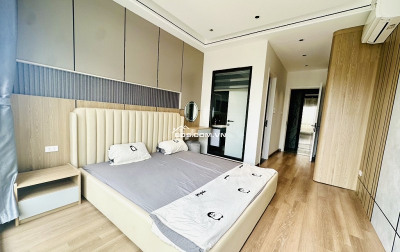 BÁN GẤP NHÀ 6  TẦNG THANG MÁY– PHỐ NGỌC TRÌ - TIỆN ÍCH BẠT NGÀN - GIÁ NHỈNH  6.XX TỶ!