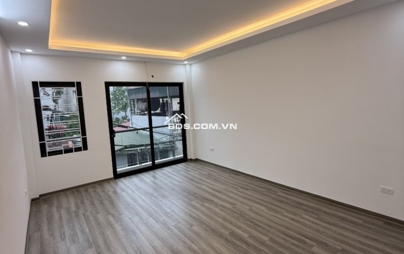  SIÊU PHẨM LONG BIÊN - PHỐ NGỌC TRÌ - 6 TẦNG THANG MÁY - Ô TÔ VÀO NHÀ - FULL NỘI THẤT ĐẲNG CẤP 