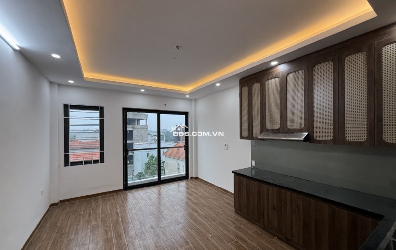  SIÊU PHẨM LONG BIÊN - PHỐ NGỌC TRÌ - 6 TẦNG THANG MÁY - Ô TÔ VÀO NHÀ - FULL NỘI THẤT ĐẲNG CẤP 