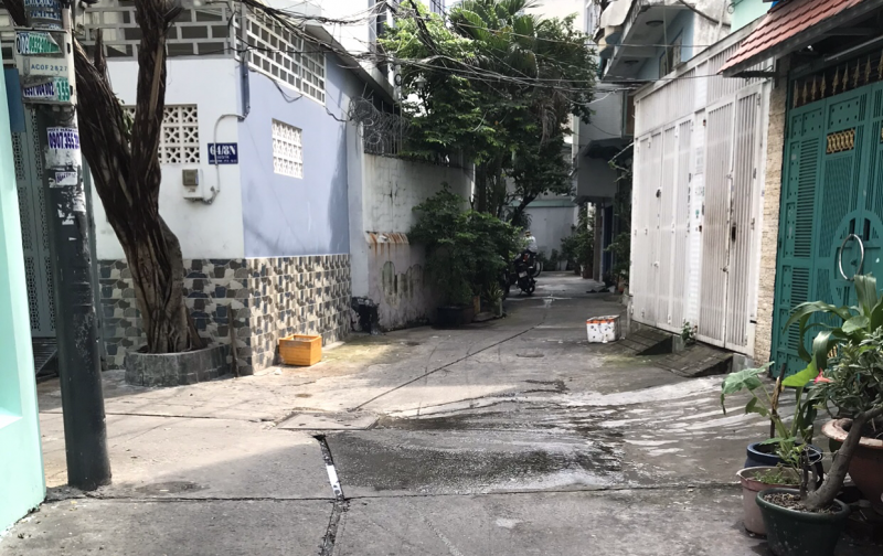 Bán nhà quận 11 - Ngay trung tâm đầm sen - Hẻm xe hơi đổ cửa 5.8 tỷ