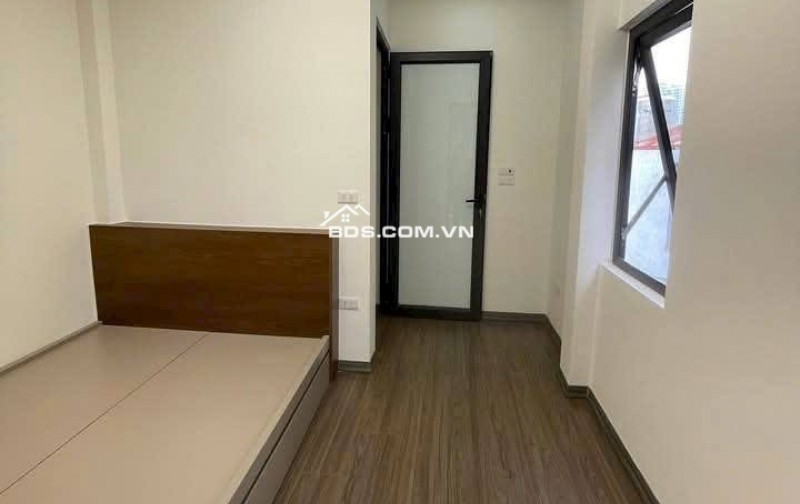 Nhà Đẹp Gần Đường Ô TÔ Tam Trinh 27m, 5 tầng, mt 3.2m, giá 5.95 tỷ