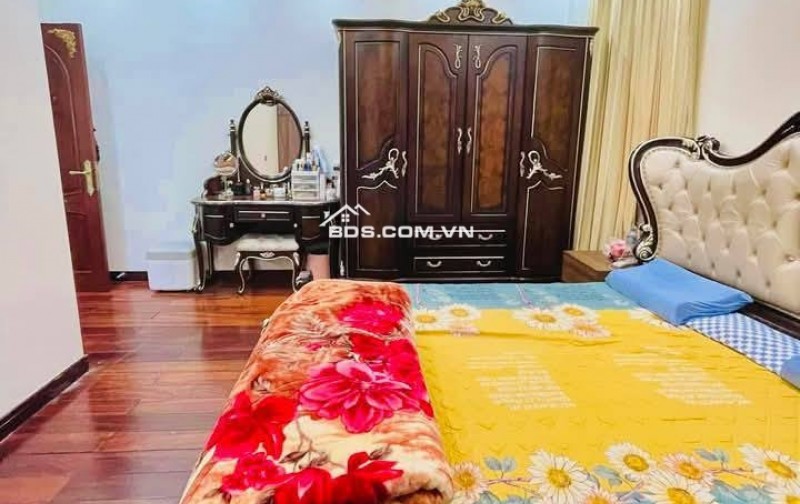 Nhà Đẹp Dòng Tiền Tam Khương, Đống Đa 99 m, 7 tầng, mt 5.2m, giá 30.5 tỷ