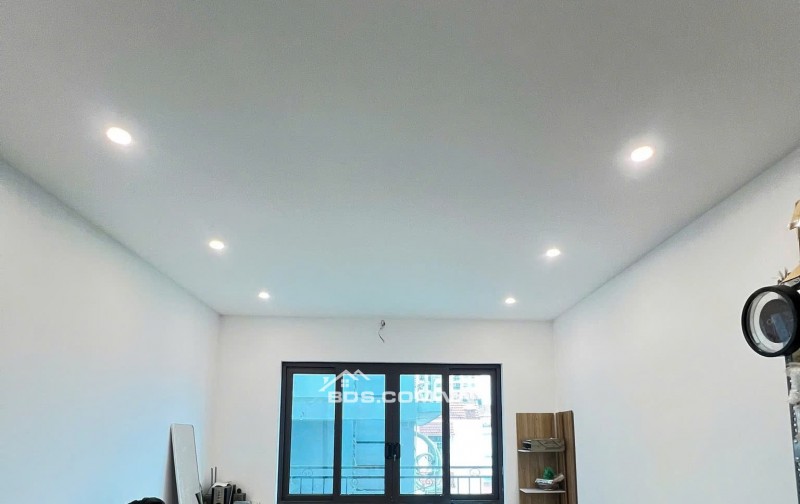 Hàng Xóm Khu Đô Thị Định Công ! Nhỉnh 9 Tỷ - Oto - Kinh Doanh - 2 Thoáng - 38m*6T.