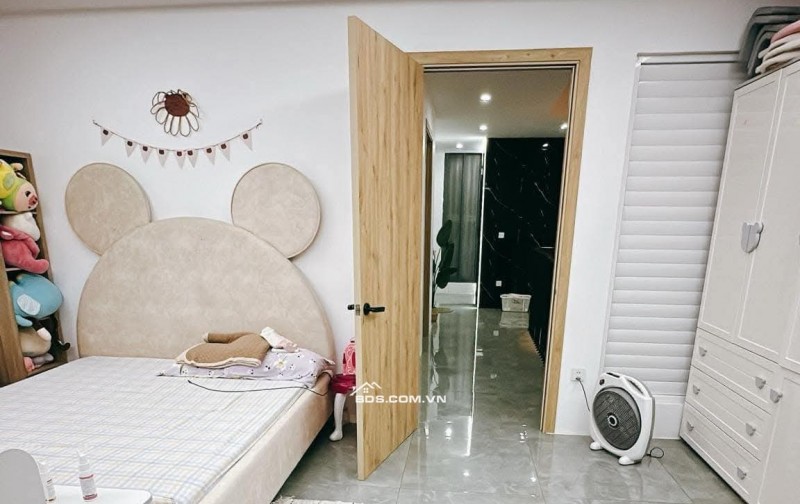 Nhà Đẹp Ô Tô Vào Nhà, Phố Yên Lạc, Hai Bà Trưng 79/82m, 6 tầng, mt 6m, giá 27.5 tỷ.