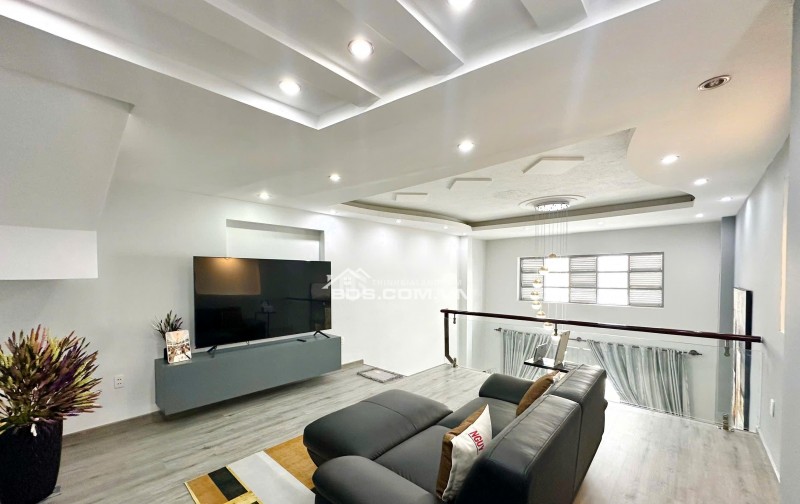 BÁN NHÀ GẦN BIỂN 1 TRỆT 1 LỬNG 3 LẦU_HẺM Ô TÔ_PHAN CHU TRINH_PHƯỜNG 2_VŨNG TÀU_CHỈ 7.8 TỶ