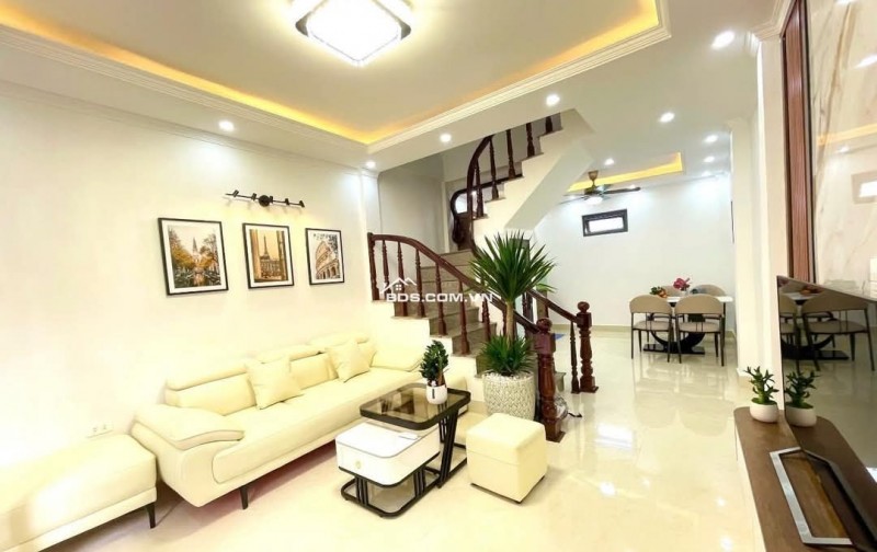 HM, MT SIÊU KHỦNG 6,5m, K QUY HOẠCH, NHÀ 5 TẦNG RẤT MỚI