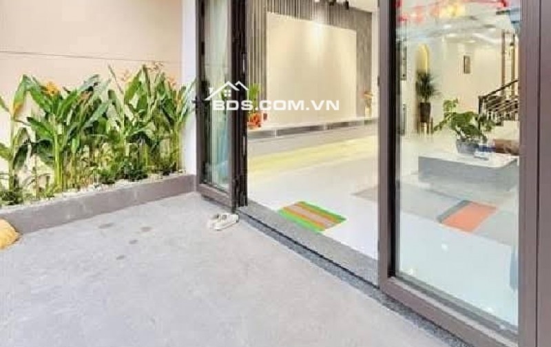 Nhà mới đẹp 3 tầng hxh 8m plb chỉ ~7 tỷ - lvcc 0812190833