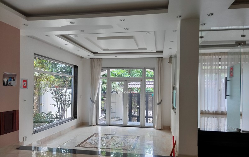 CHO THUÊ MẶT BẰNG TẦNG TRỆT MẶT TIỀN ĐƯỜNG Q.2