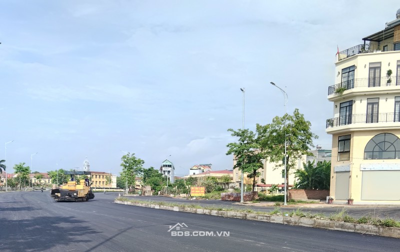Đất dịch vụ đường 24m Lại Yên - Hoài Đức