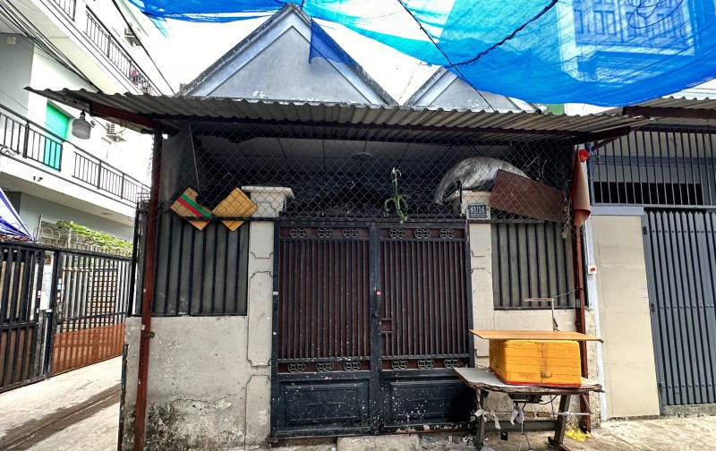 NHÀ CĂN GÓC 2 MẶT TIỀN HẺM XE HƠI, DIỆN TÍCH ĐẸP, SÁT AEON TÂN PHÚ