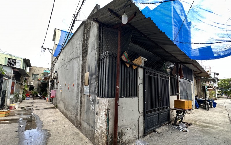 NHÀ CĂN GÓC 2 MẶT TIỀN HẺM XE HƠI, DIỆN TÍCH ĐẸP, SÁT AEON TÂN PHÚ