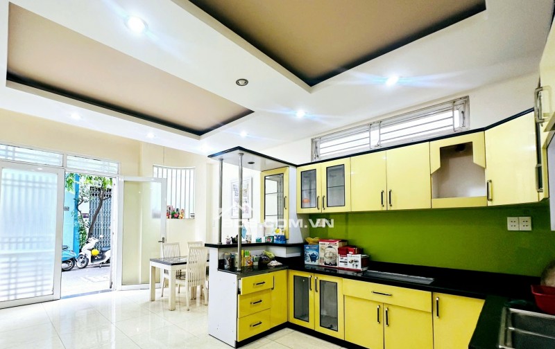 Cần bán gấp nhà đẹp 4 tầng Trương Công Định, 4.6x10m, 6.95 tỷ TL
