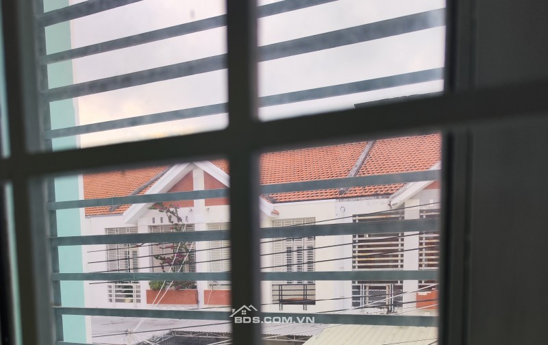 Cho thuê lâu dài nhà 1 trệt 1 lầu, DT175m2 tại số 3 đường B3, phường Vĩnh Hoà, Nha Trang