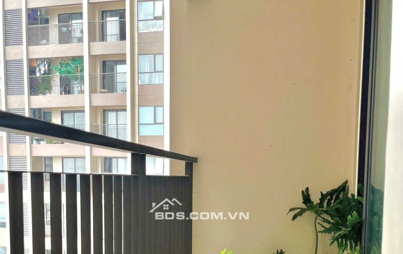 Chính chủ bán Opal Skyline 2pn giá 1,980 view hồ bơi, sổ sẵn