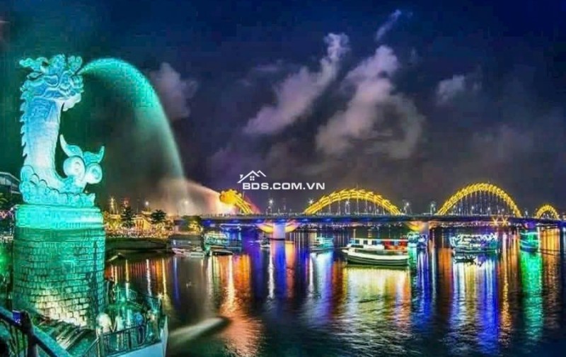 Mua ngay toà khách sạn gần sát sông Hàn và cầu Rồng tại Đà Nẵng