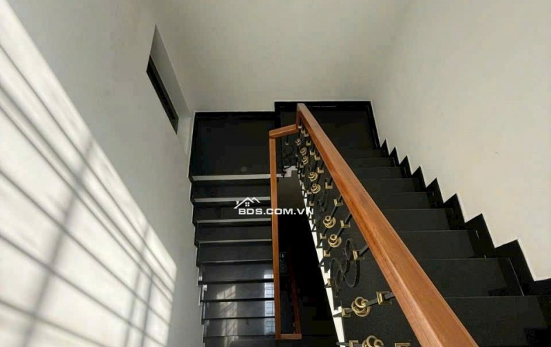 Sỡ hữu ngay nhà đẹp 3 tầng gần đường Đinh Tiên Hoàng, Q.Hải Châu, TP. Đà Nẵng