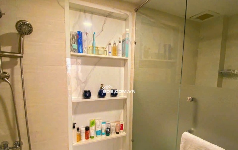 Toà CHDV 7 tầng có dòng tiền tốt gần sát biển Sơn Trà, TP. Đà Nẵng