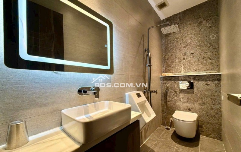 Toà CHDV đẹp và có dòng tiền tốt gần đường Lý Tự Trọng, Q.Hải Châu, TP. Đà Nẵng