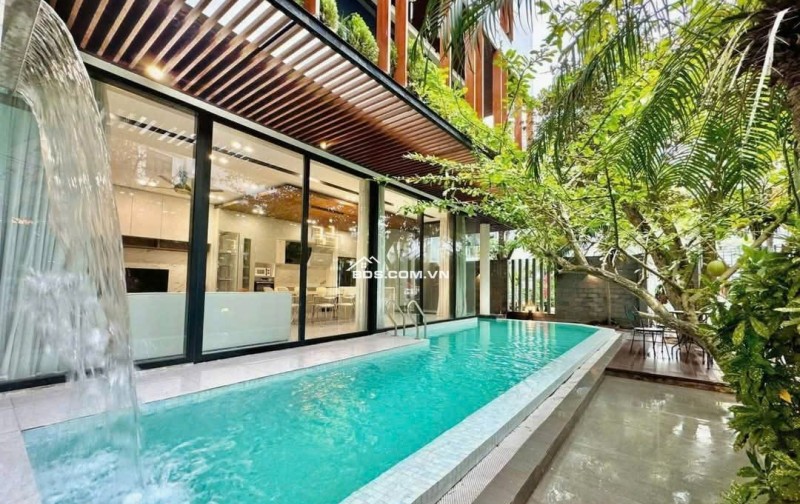 Bán biệt thự đẹp 2 mặt tiền gần sân bay quốc tế Đà Nẵng