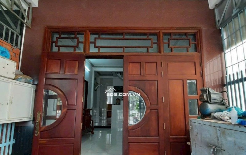 CHO THUÊ NHÀ 1 trệt 2 lầu Rộng 300m2 có  5 Phòng ngủ khu dân cư Bình Nhựt, Bình Thủy