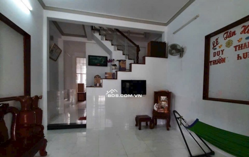 CHO THUÊ NHÀ 1 trệt 2 lầu Rộng 300m2 có  5 Phòng ngủ khu dân cư Bình Nhựt, Bình Thủy