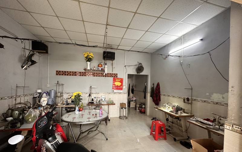 NHÀ CĂN GÓC 2 MẶT TIỀN HẺM XE HƠI, DIỆN TÍCH ĐẸP, SÁT AEON TÂN PHÚ