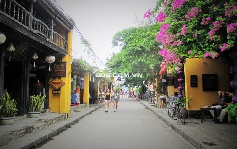 Bán nhà Hai Bà Trưng đoạn ngã 4 giao Phan Chu Trinh