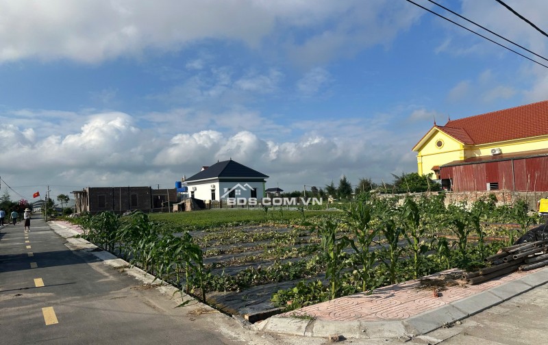 Cực hót bán lô đất tại QUất Lâm Nam ĐỊnh ngay sát bờ biển giá nhỉnh tỷ