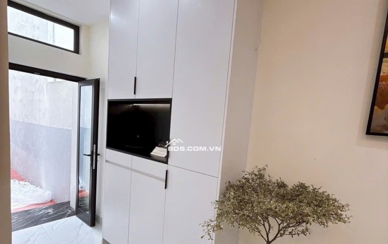 Bán Nhà Trương Định Hoàng Mai , 37m2 5T 4m mặt tiền giá 6,35 tỷ