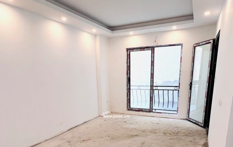 Bán Nhà Trương Định, Hoàng Mai , Mới kooong , thang máy 5T 42m2 3,6m Mặt tiền,giá 8,9 Tỷ