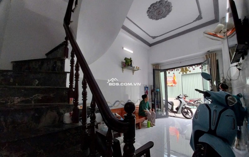 NHÀ ĐẸP 2 TẦNG – MẶT TIỀN HẺM Ô TÔ - 3.65 TỶ - 21M2