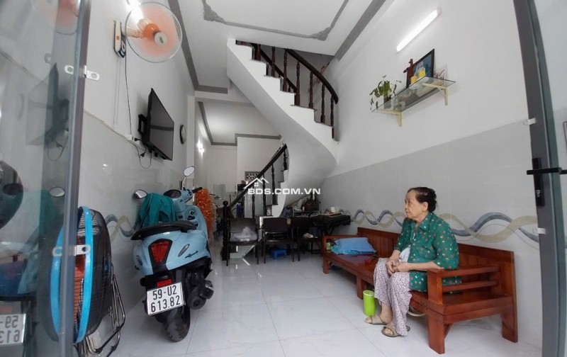 NHÀ ĐẸP 2 TẦNG – MẶT TIỀN HẺM Ô TÔ - 3.65 TỶ - 21M2