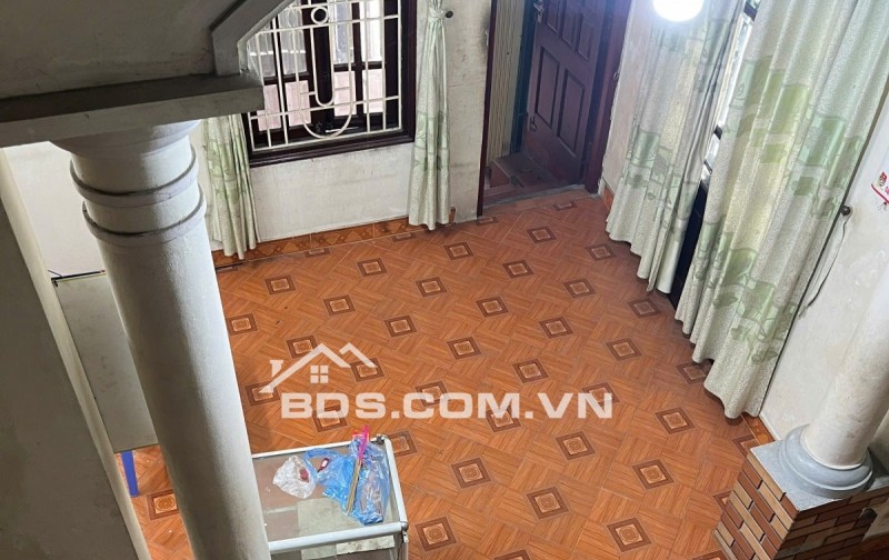 BÁN NHÀ MẶT PHỐ LÝ SƠN - LONG BIÊN - hoạt động ĐỈNH - địa điểm ĐẮC ĐỊA