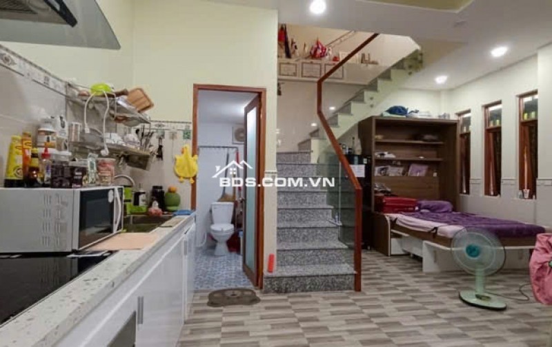 Cần Tiền Bán Gấp Nhà Hẻm 1/ Tùng Thiện Vương P 13 Quận 8 giá chỉ 5.1 Tỷ