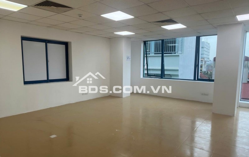 40 và 43m2 văn phòng cho thuê tại số 18 ngõ 11 thái hà. lh chủ nhà