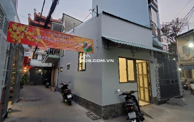 Bán nhà lô góc hẻm thông, Giáp Quận 1, Xô Viết Nghệ Tĩnh, Chỉ nhỉnh 3 tỷ